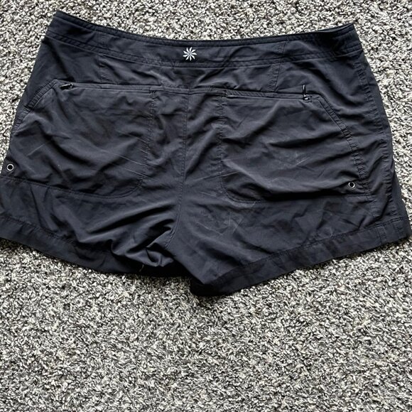 Athleta Shorts Womens 8 Black Shors w/Pockets & Adjustable Waistband - Picture 5 of 5